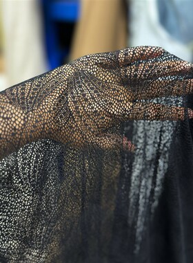 迷dii首发价。3米。黑色精美超软垂坠弹力蕾丝背景布。可贴身打底