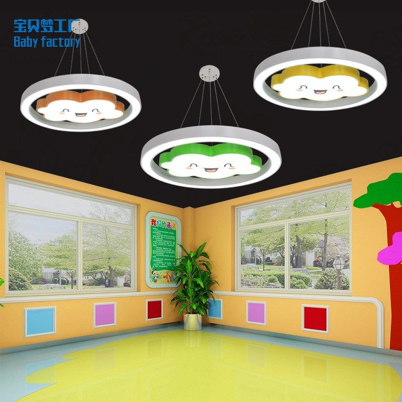 2023年新款简约现代云朵吊灯儿童房卧室幼儿园灯淘气堡儿童乐园灯