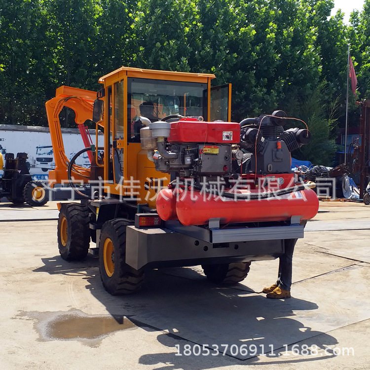 小型波形护栏打拔钻一体机