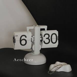 创意复古欧时式械自动翻页钟客厅电视柜柜酒装机饰品摆件F967ST75