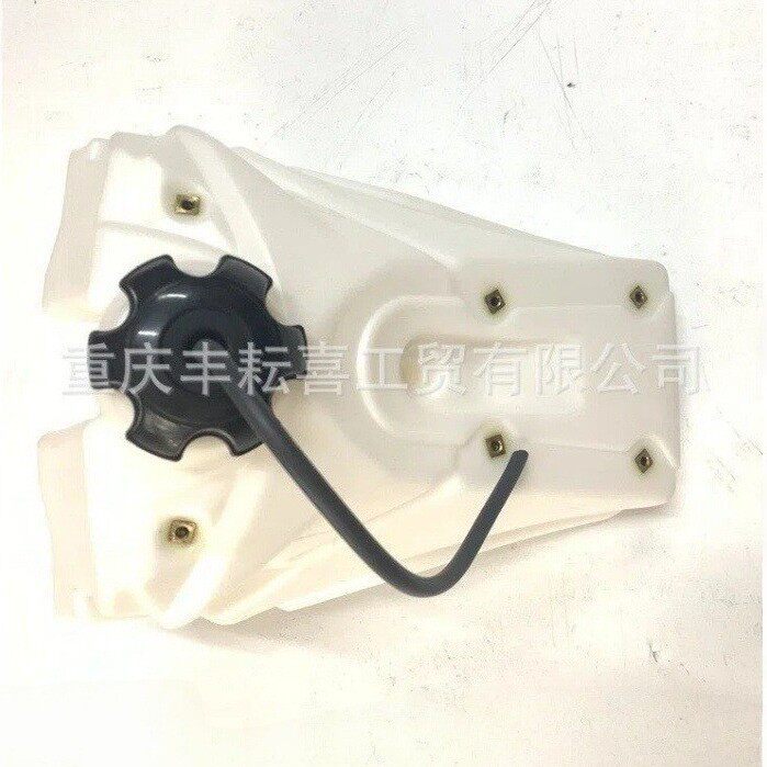 适用波速尔歼2猎豹猎隼油箱带油箱盖战舰N911凌骑K6白色油壶总成