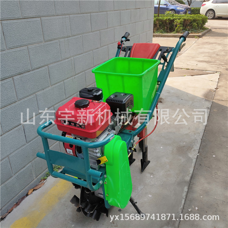 手推小型三行播种施肥一体机