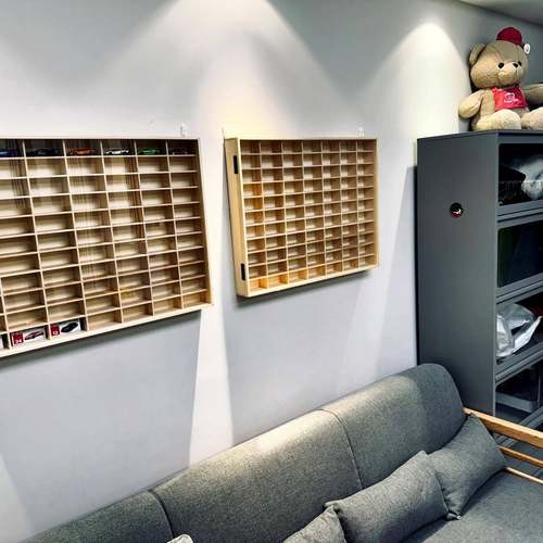 实多格小汽6车收纳格墙上OJK玩具置物架多层车模1:4展示架木绢车