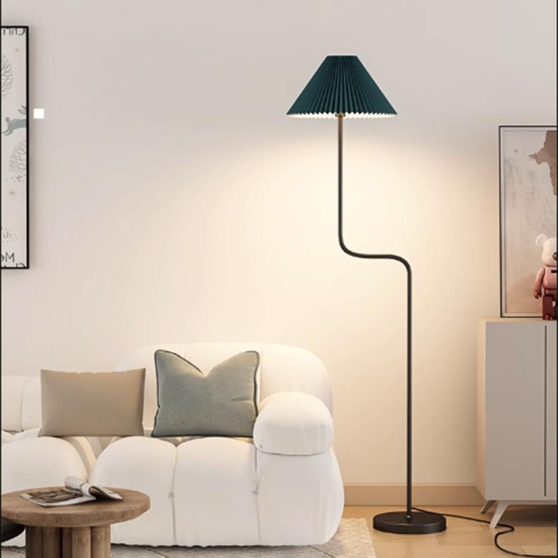 意笠客厅沙发卧室床头柜斗豆苗升降落地灯作工学创SJS习儿童台灯