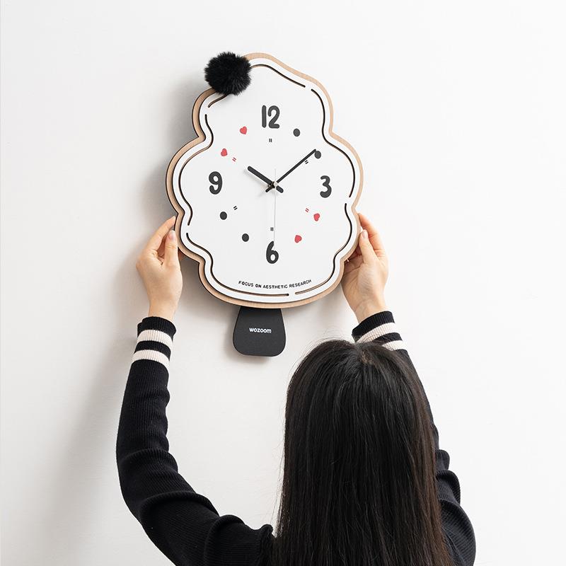 wozoom奶油风客创厅创TYOS519意挂挂钟2025款钟表家新用意时钟墙