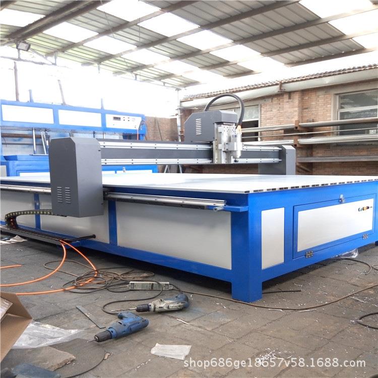 n雕刻机产厂家c生全自动塑HPR料板c雕刻机1325家具雕刻机设备