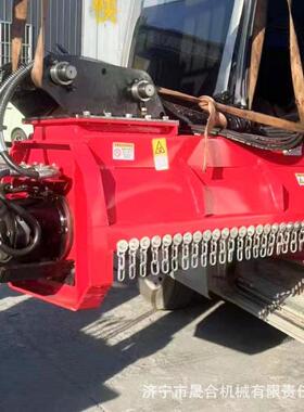 挖掘机带割草机属挖掘机打带清扫备挖机设具山UIK坡河堤草碎草机