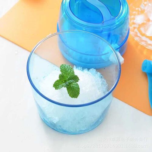 新款手动刨冰碎冰机小型迷你沙冰机儿童家用磨冰碎冰机厂家