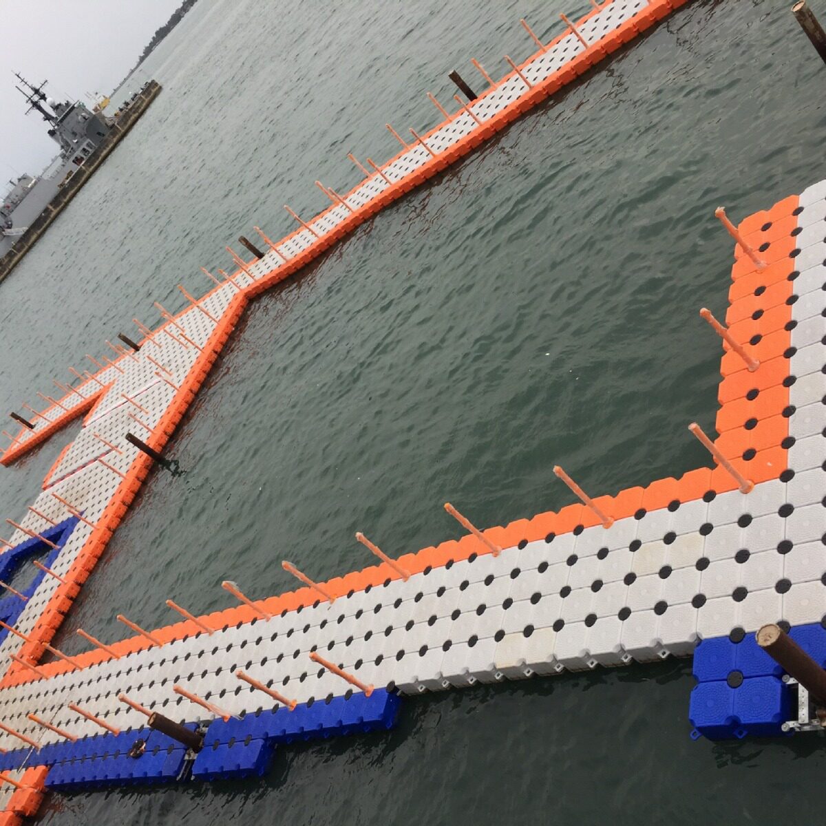 水上项目可用承重力性好浮筒 组装灵活配件齐全水上码头浮桥浮筒