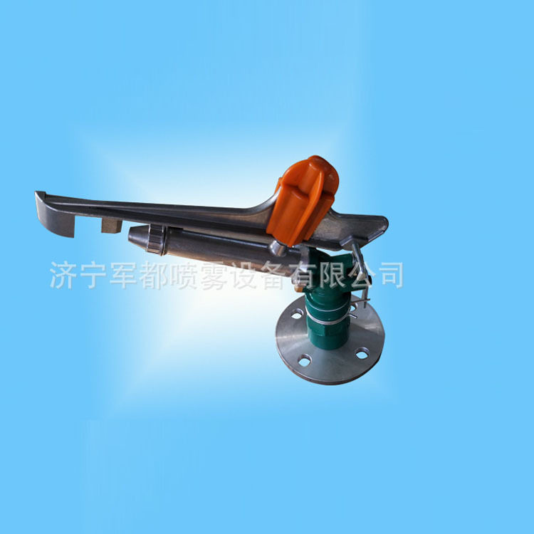 农业灌溉自动旋转除尘降温喷枪