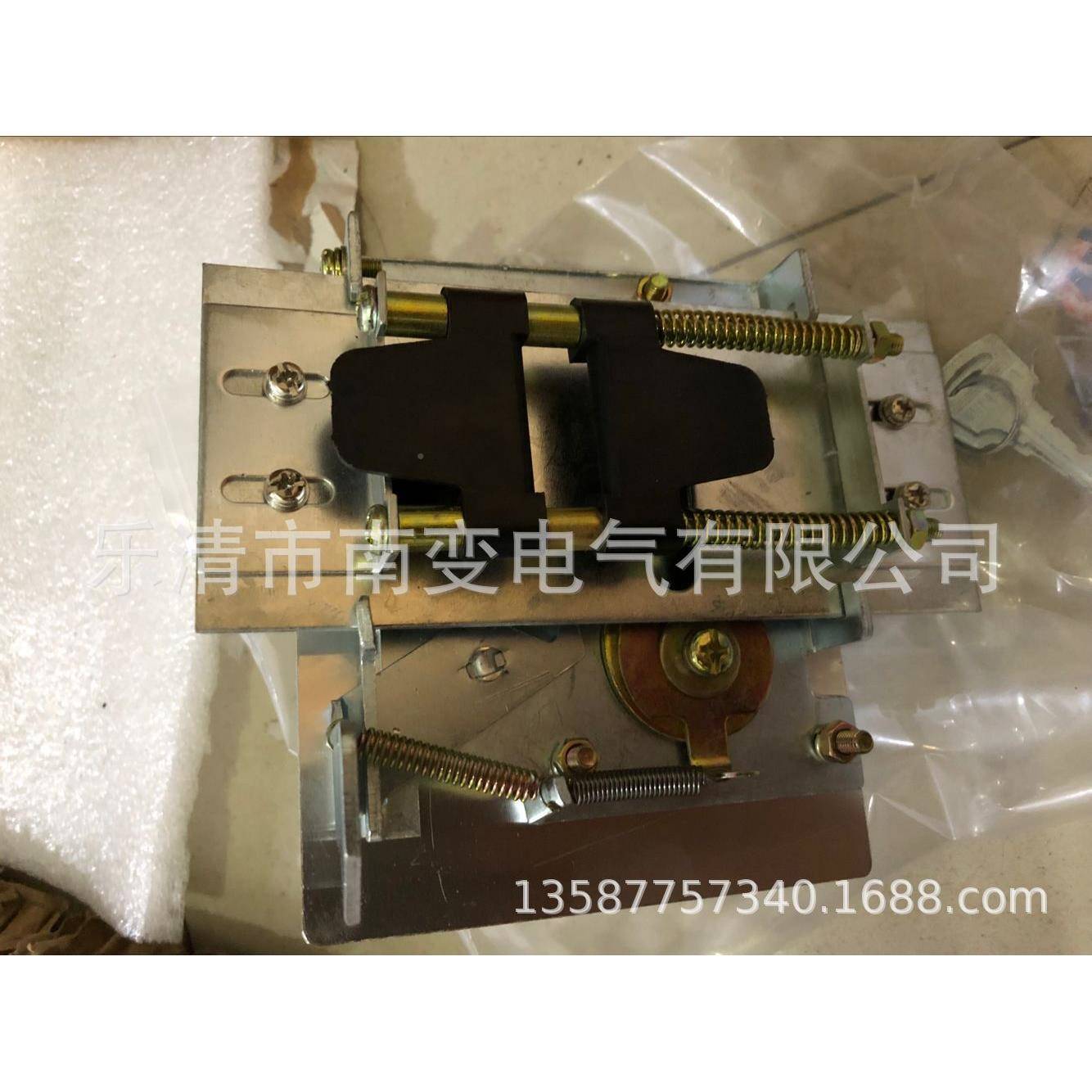 D21JL5-31操/Y机/Z/DJL5-/Y/Z机床电源开关锁机械联锁手动作构