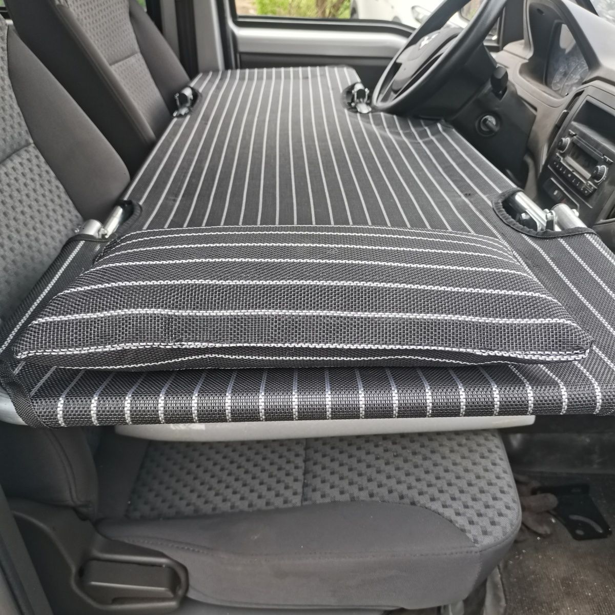 车载折叠床非充气前排通用