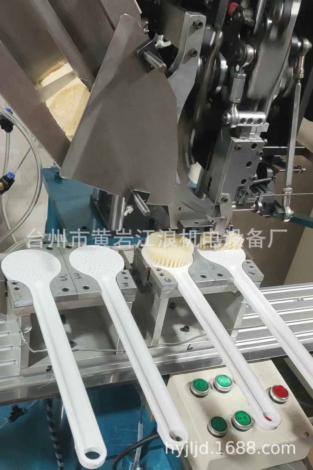 全自动电脑植毛机扫把机塑料设备
