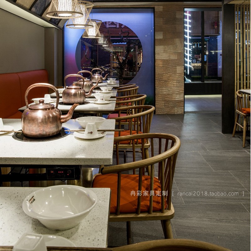 定制连锁餐饮店实木餐椅火锅烤肉店靠墙卡座编藤中式餐厅桌椅