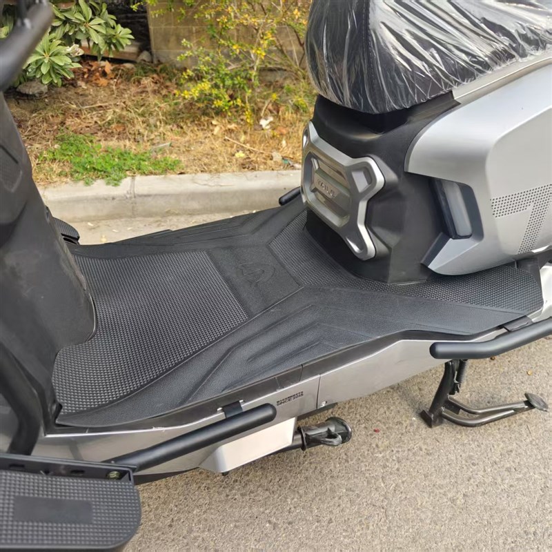 台铃封神EB脚垫S电动车脚踏垫防水加厚橡胶脚踏皮配件