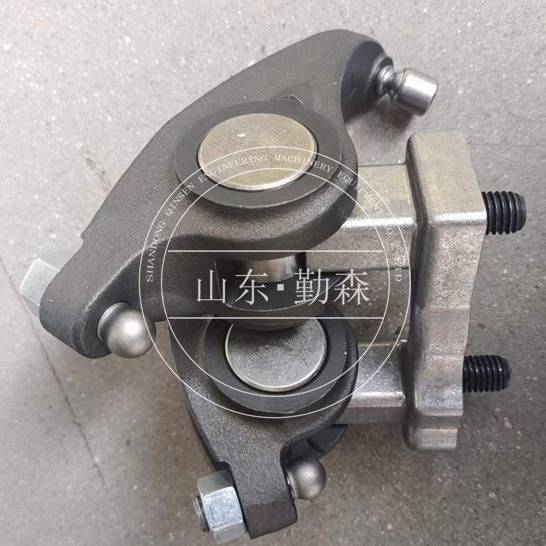 推土机 配件  SA6D170E 柴油滤芯 600-319-3240   6742-01-4540