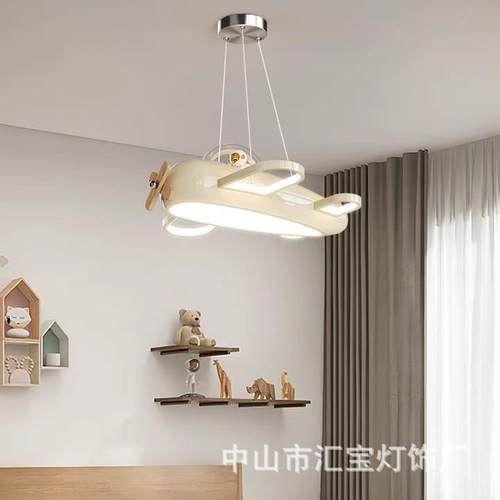 新款卡通飞机谱灯儿童吊灯房奶灯油风卧506室男孩女孩房间灯全光