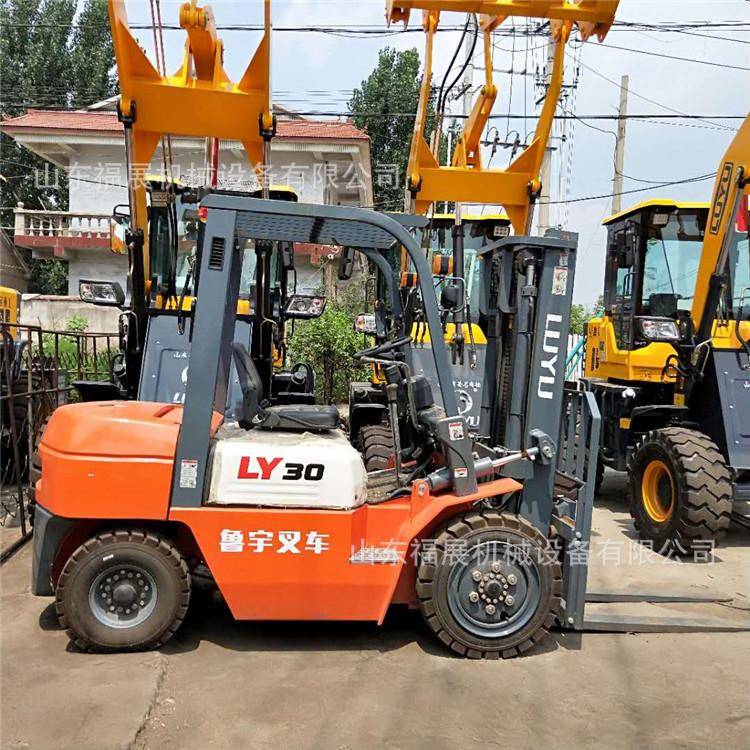 叉车厂式家销2吨柴油售叉车平衡重BFF式内燃叉车座驾装卸铲车