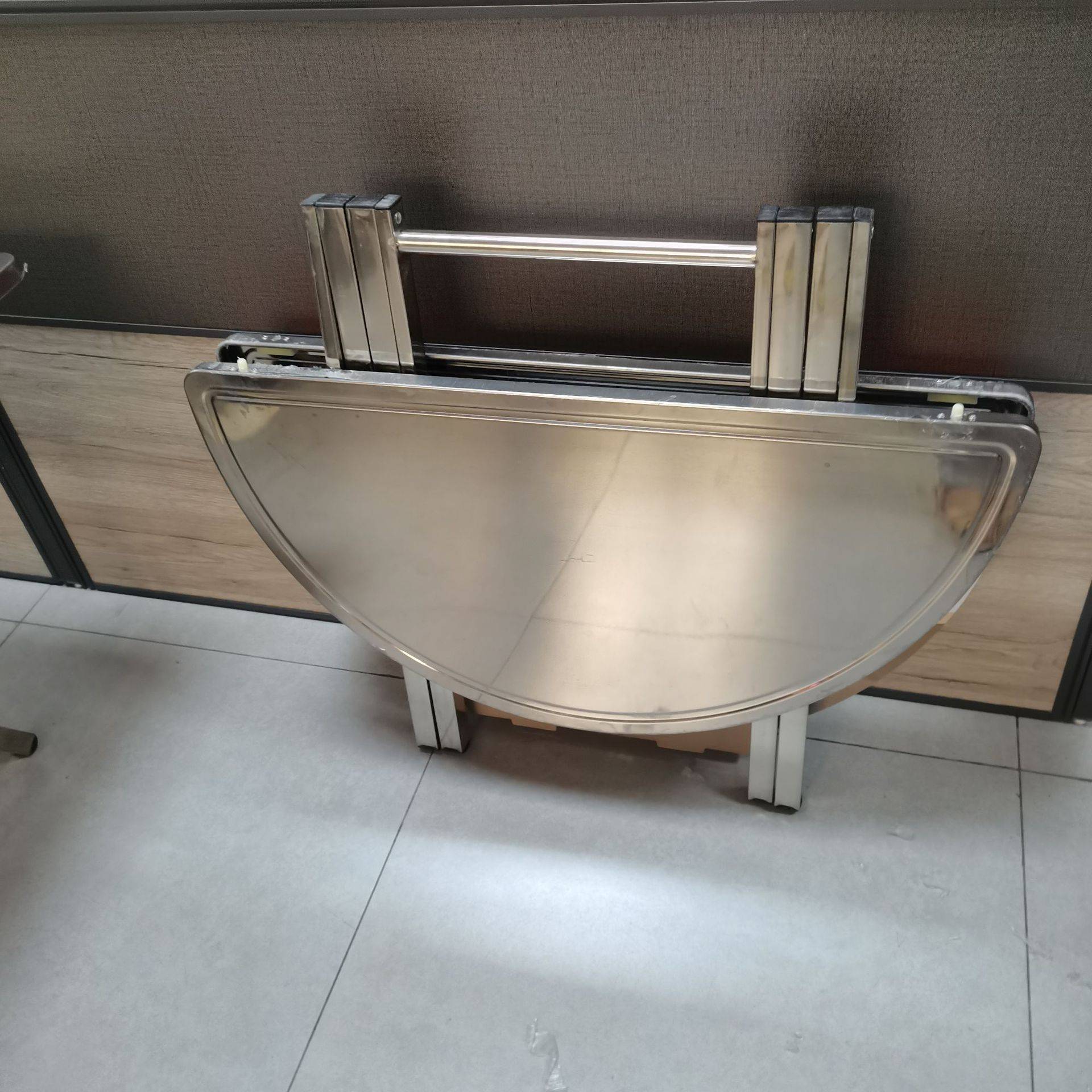 加厚不锈钢便携可折叠家用圆桌小方桌户外摆摊露营折叠桌子