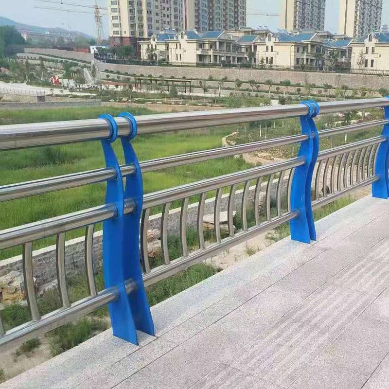市政道路304不锈钢复合管护栏 人行道防撞牛角栏杆 河道桥梁护栏