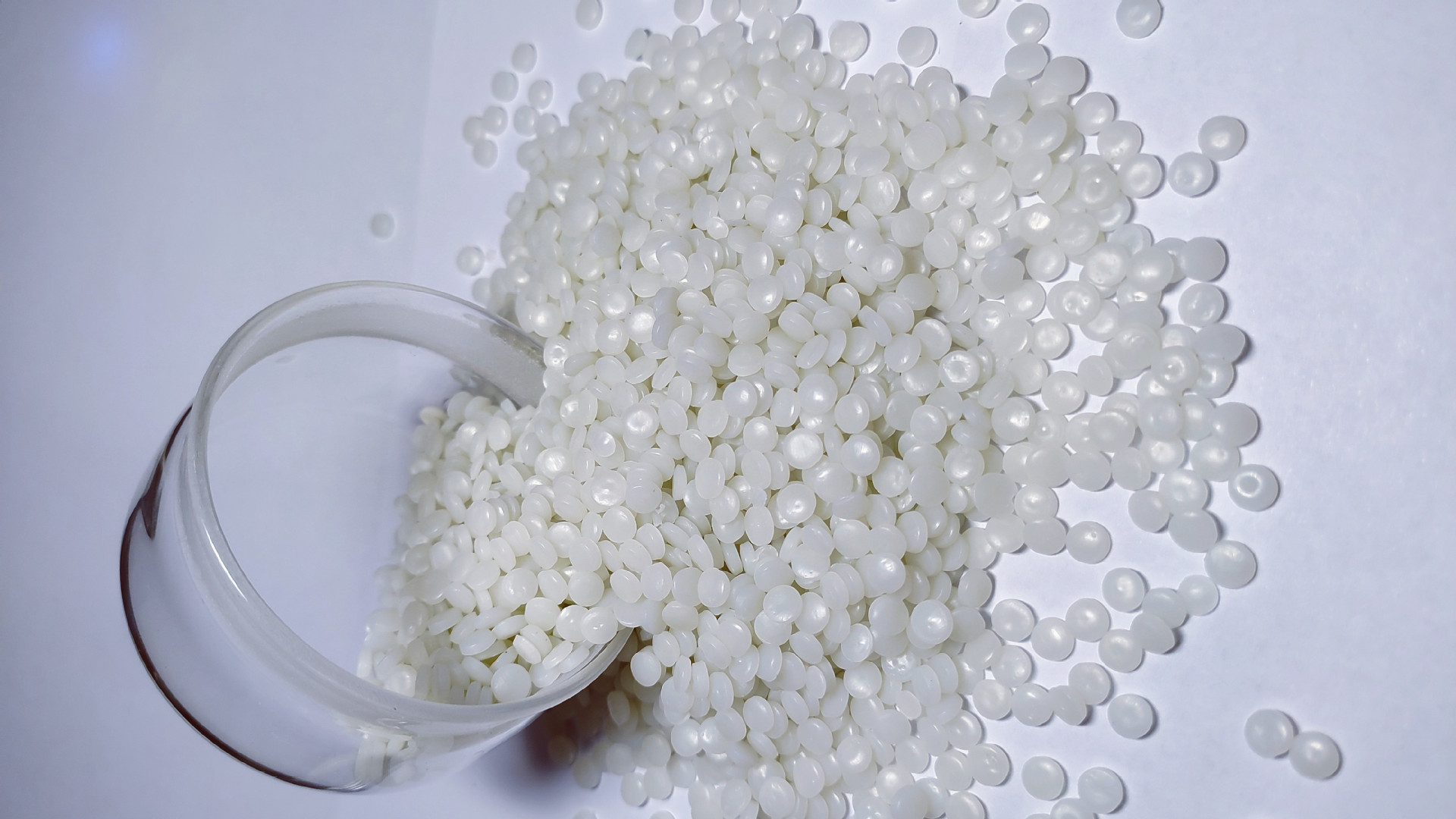 透明HDPE再生料吹膜吹塑级颗粒