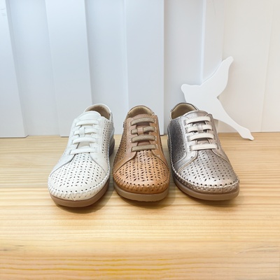 派高雁春季平底松紧带单鞋