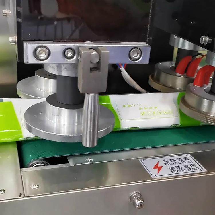 1-10片湿巾机设备湿巾机设备厂家,办公设备/耗材/相关服务,包装机,淘宝优惠券,粉丝福利购,淘宝优惠卷