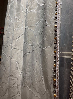 2021年新款灰色轻奢高档浮雕立体高档叶子窗帘卧室遮光简约现代