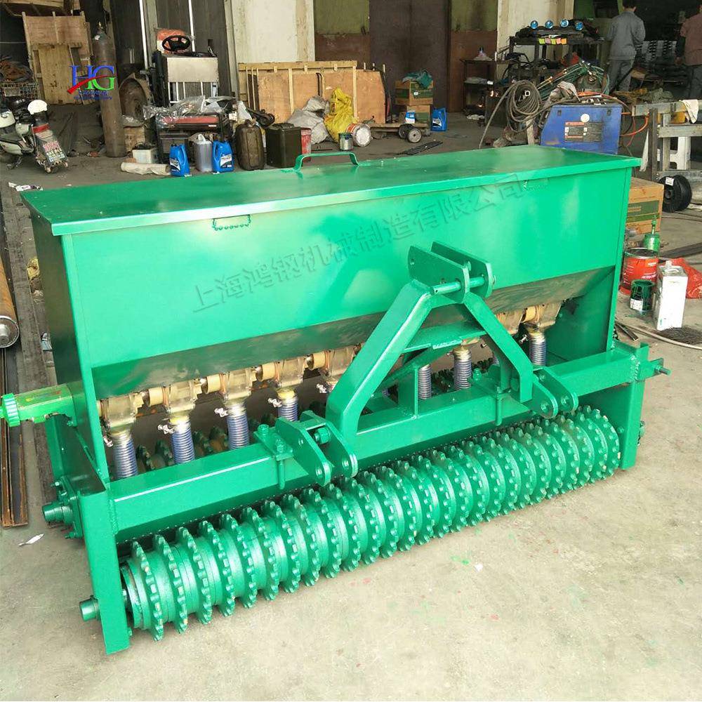 拖拉牵引式种植机 农用自动草籽植保机 前镇压轮驱动草坪播种机