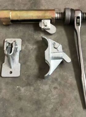 德国进口建筑新型蝴蝶扣配件钢筋拉紧器拉紧器模板卡平板扣穿墙螺