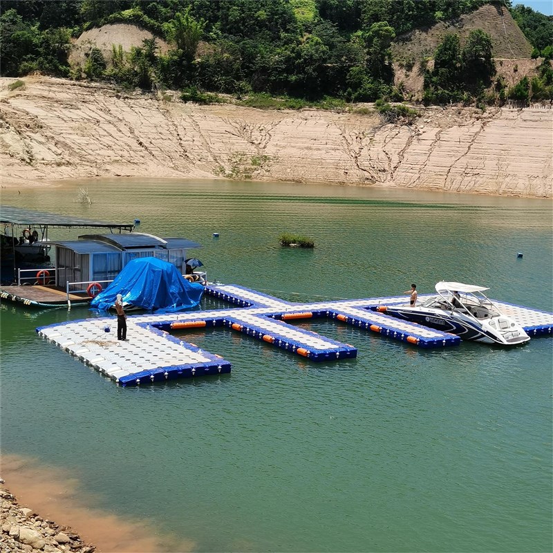 水上浮筒平台塑料浮动码头海上浮桥游泳池摩托艇快艇泊位钓鱼码头