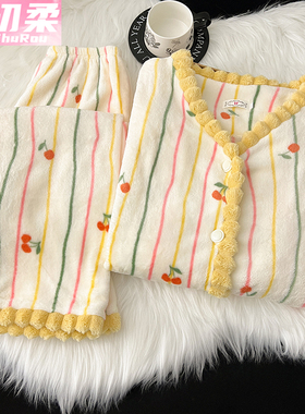 法兰绒睡衣女新款冬季珊瑚绒绿色加绒加厚保暖长袖开衫家居服套装