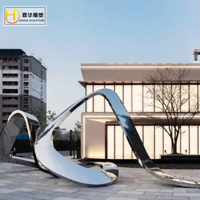 不锈钢雕塑摆件镜面异形抽象广场装饰城市景观地标金属摆件可制作