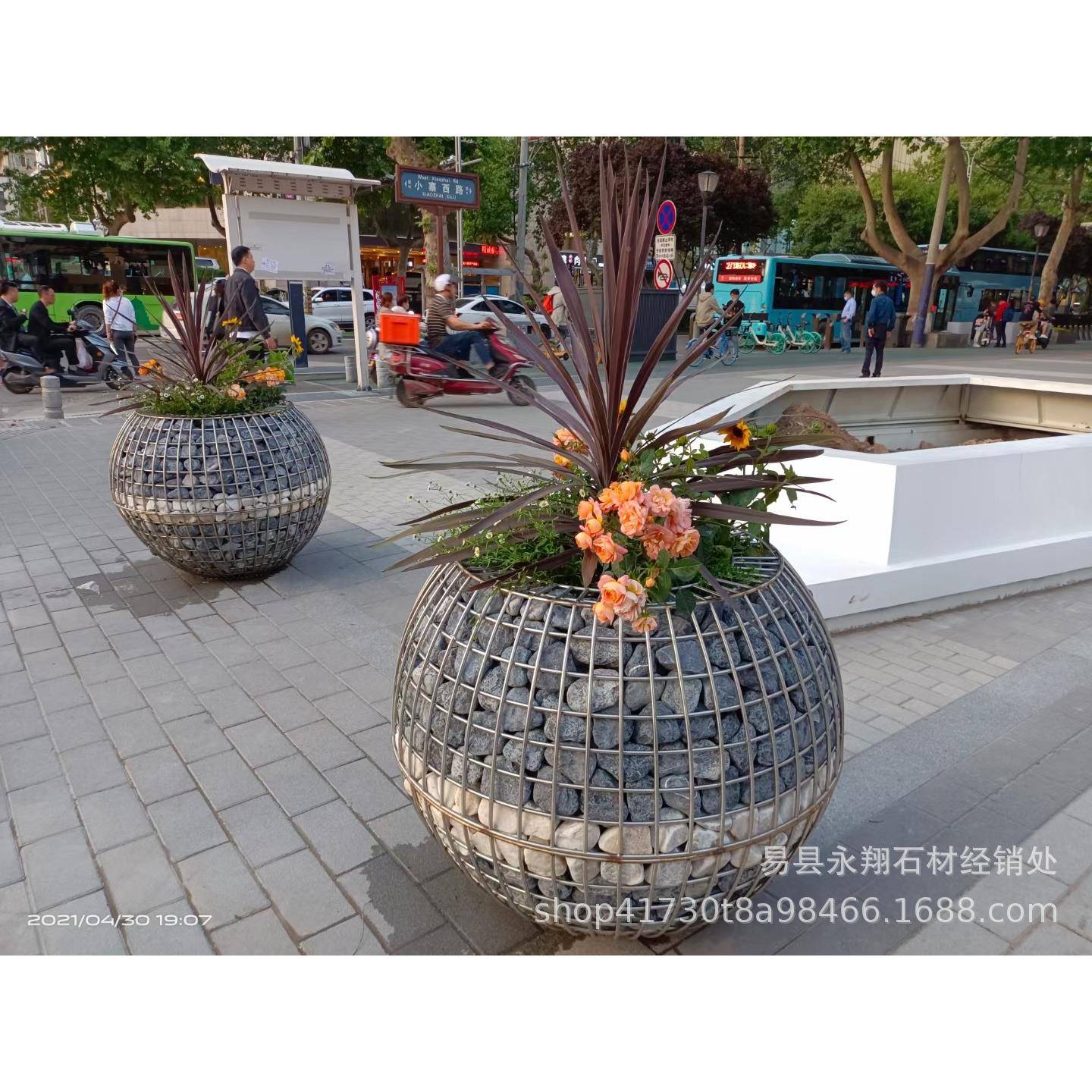 庭院/街边用22021石石白花器色/黑笼色滚磨/砾石鹅卵石笼子里放的