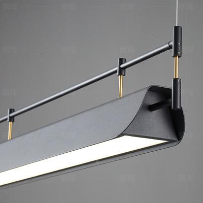 极意式氛设计师餐厅简岛台吧RLO台条吊灯展厅艺术围软装现代简约