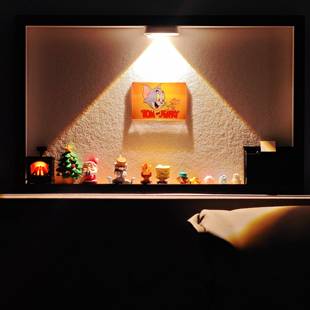 猫JQU和老鼠娃娃屋挂画感画应夜灯电玄关装饰电表箱弱箱口遮洞挡