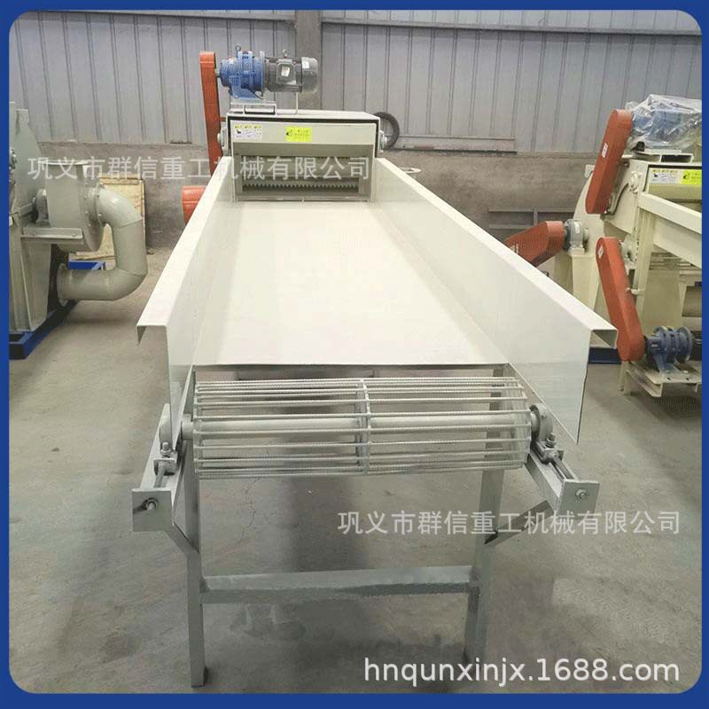 巩义移动式木材破碎机自动进料