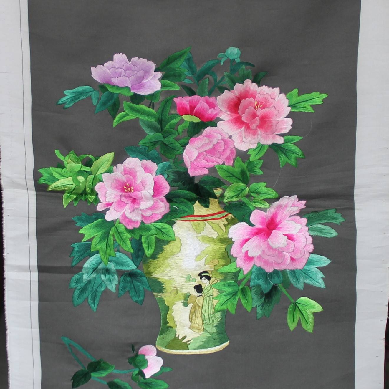 苏绣绣片客厅书房办公室装饰画苏州手工刺绣挂画花鸟盆厂家生产图片