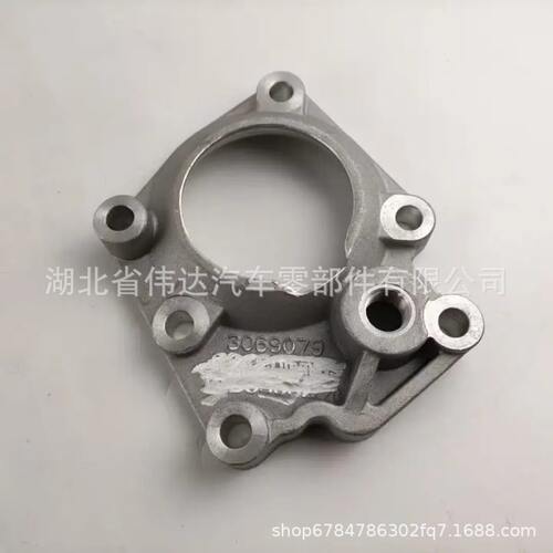 康明斯QSM11NT855发动机机油冷却器支架3069079