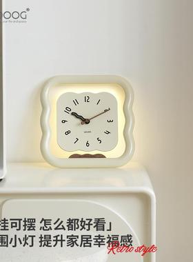 EMTYOS349ITDO免G打孔钟现代简约奶O油风挂钟家用时时尚大气高档