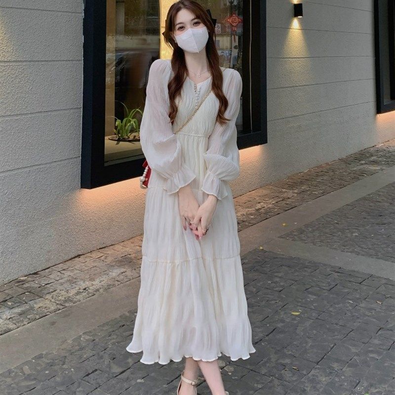 法式白色雪纺长袖连衣裙女秋季甜美初恋绝美小裙子收腰仙女A字裙