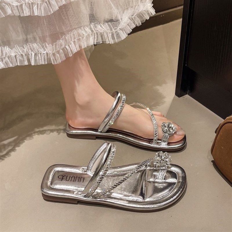 绝美套趾水钻拖鞋女夏外穿2025新款仙女风配裙子两穿平底沙滩凉鞋,女鞋,一字拖,淘宝优惠券,粉丝福利购,淘宝优惠卷