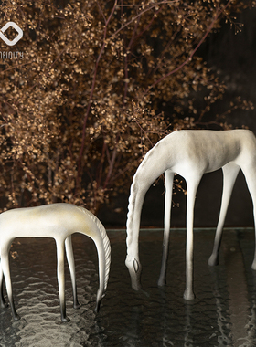 侘寂风渐变饮水马摆件新中式家居软装装饰品样板房玄关电视柜客厅