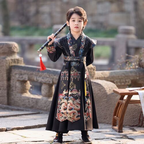 汉服男童新款改良武侠剑客帅气小少爷男孩国风幼儿园马面裙演出服