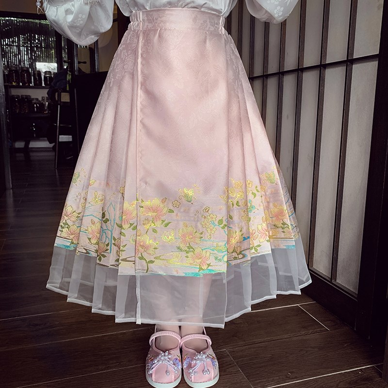 女童马面裙缎面提花织金小女孩明制汉服裙春装2024新款儿童半身裙图片