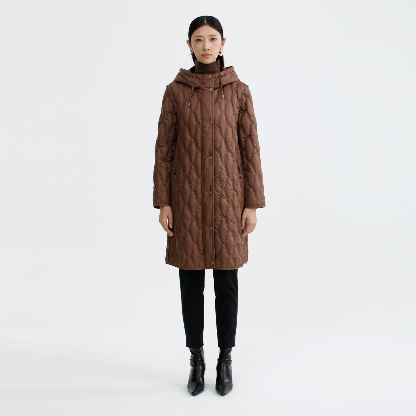 卡莉朵拉羽绒服C27D7935冬季新款舒适经典奢华高级质感