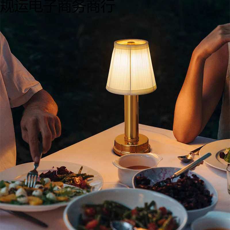 餐厅桌面灯家用节能小夜灯充电氛围灯台灯法式豪华高颜值台灯酒吧