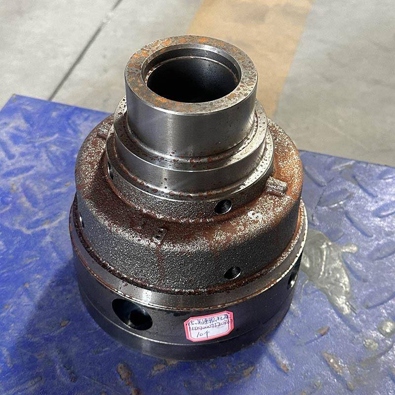 2陕汽德龙差3速器托架壳体HD9000930367F00新HD900093M3000X50000