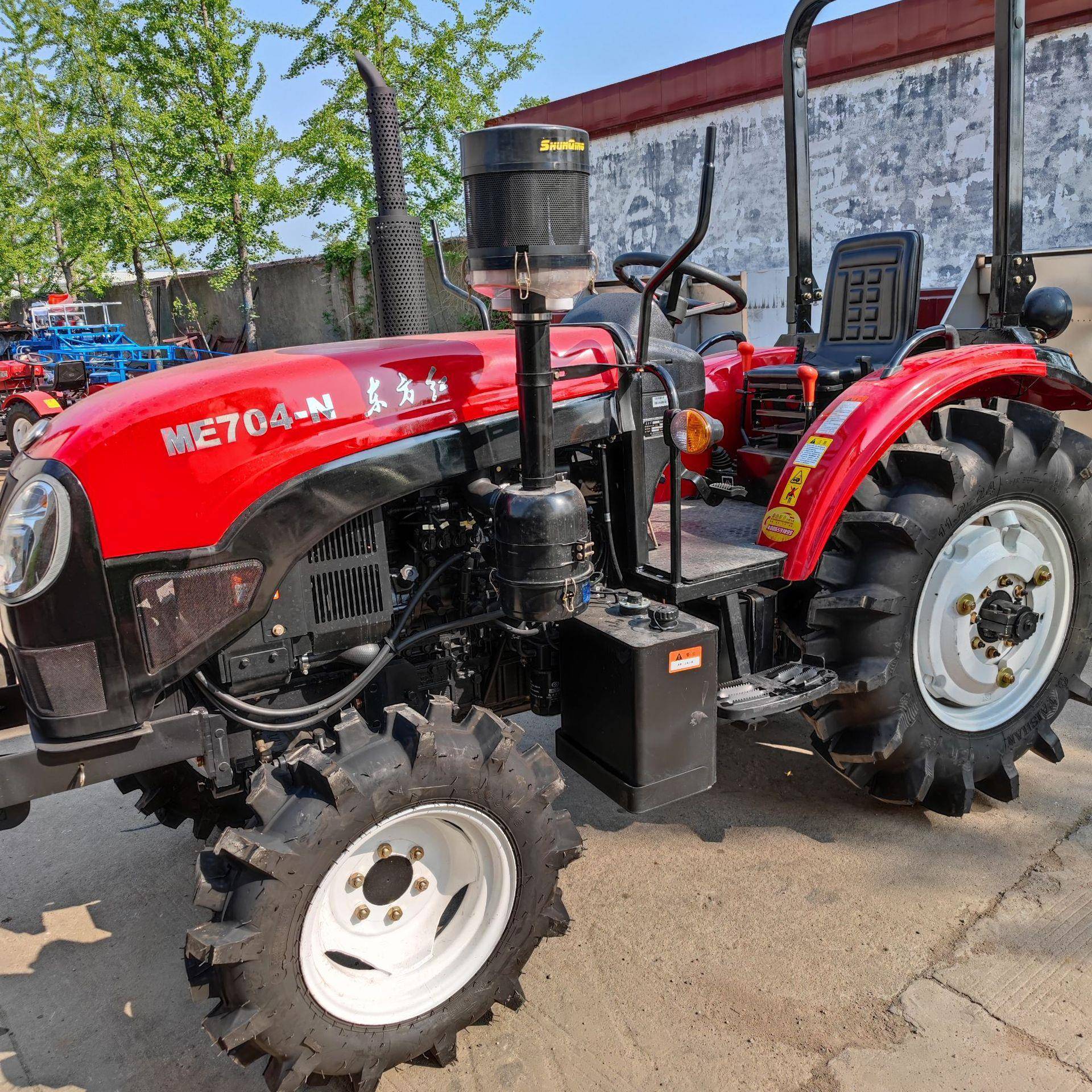 四驱动水田草504地牵车复引地区轮使用大马力杂拖拉机耕田四轮拖