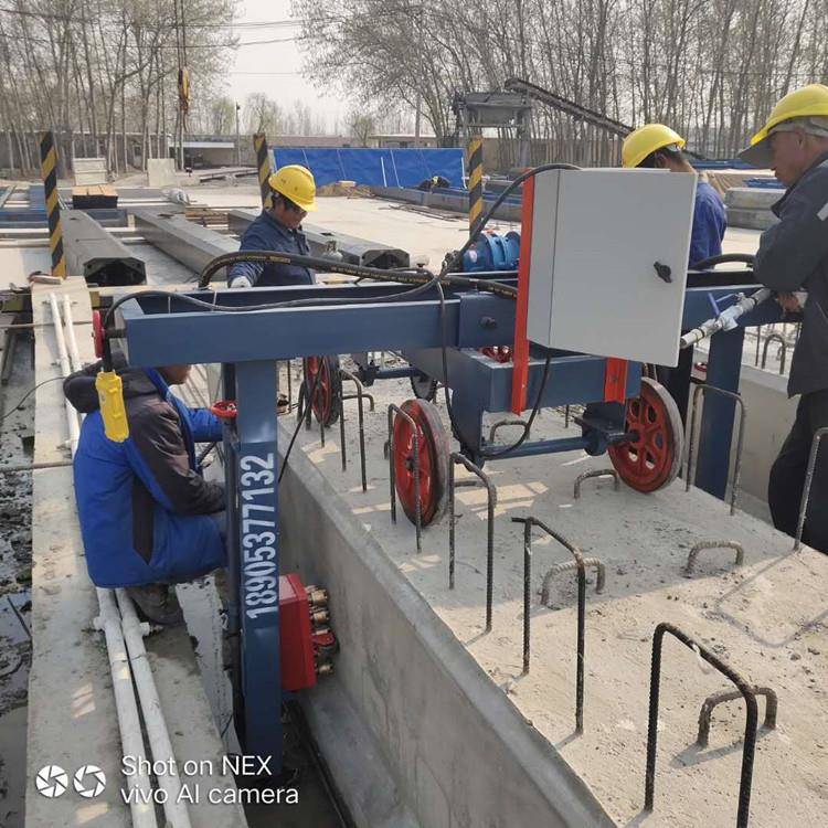 SY11*2D自动行走凿毛梁场空心凿毛机机预板ZRM制场快速凿毛机